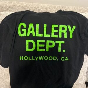 Black and green gallery dept. t shirt